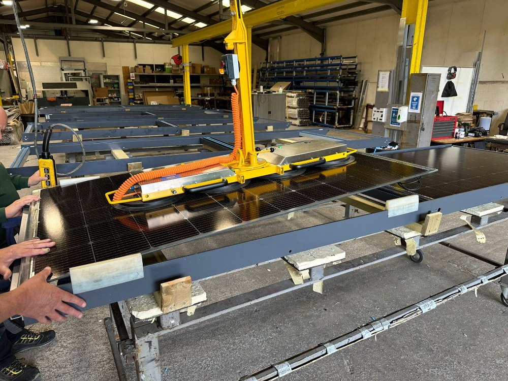 Glass Light Power